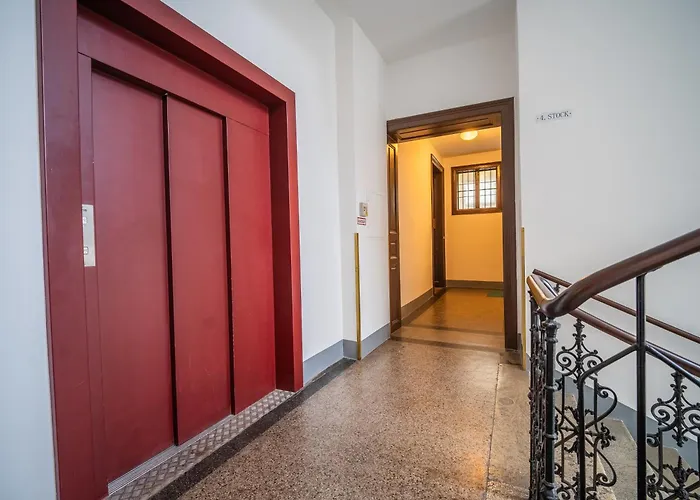 Spacious 2br For 6 Near Votivkirche & Metro U2 * Wenen