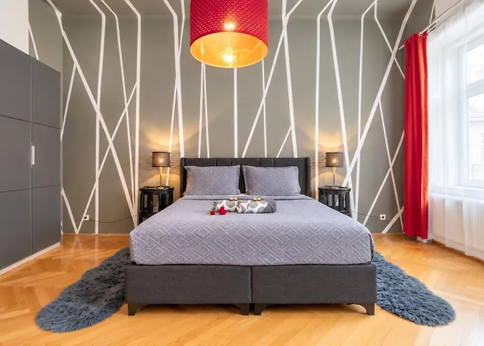 Spacious 2br For 6 Near Votivkirche & Metro U2 Viena