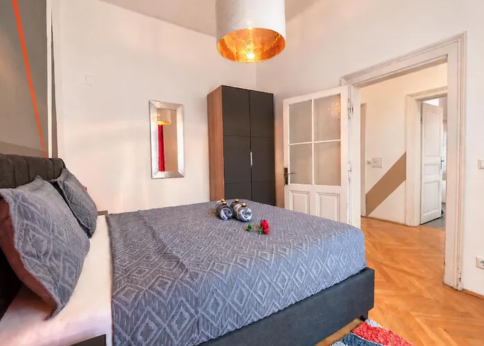 Spacious 2br For 6 Near Votivkirche & Metro U2 Apartamento Viena