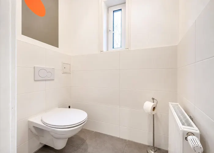 Apartamento Spacious 2br For 6 Near Votivkirche & Metro U2