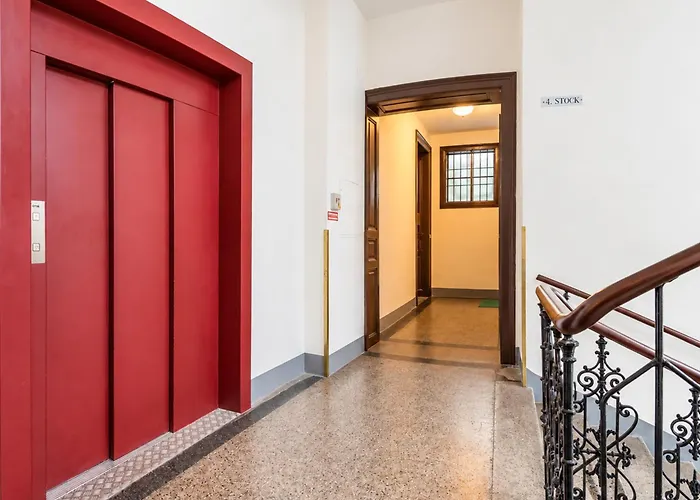 Spacious 2br For 6 Near Votivkirche & Metro U2 *